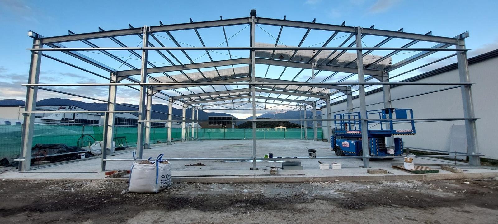 Hangar · Aeródromo La Seu d'Urgell